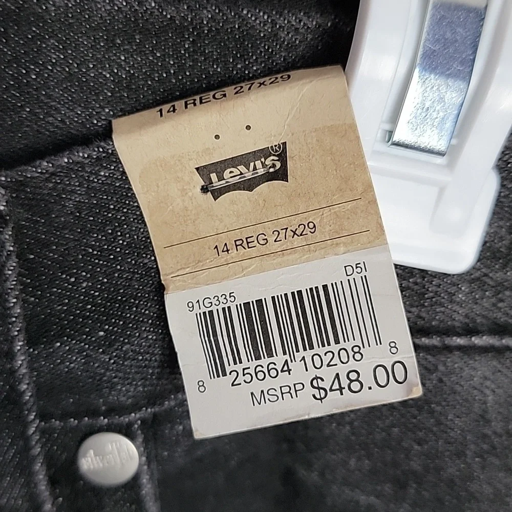 Levi's Silver Tab, boys 14 Reg, W27, L29. Black NWT. Loose fit.